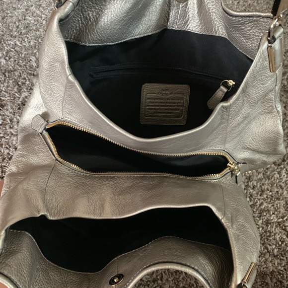 Purse - Picture 4 of 4